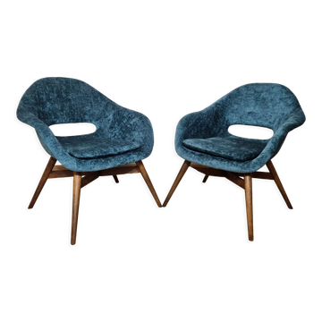 Restored shell armchairs by Miroslav Navratil