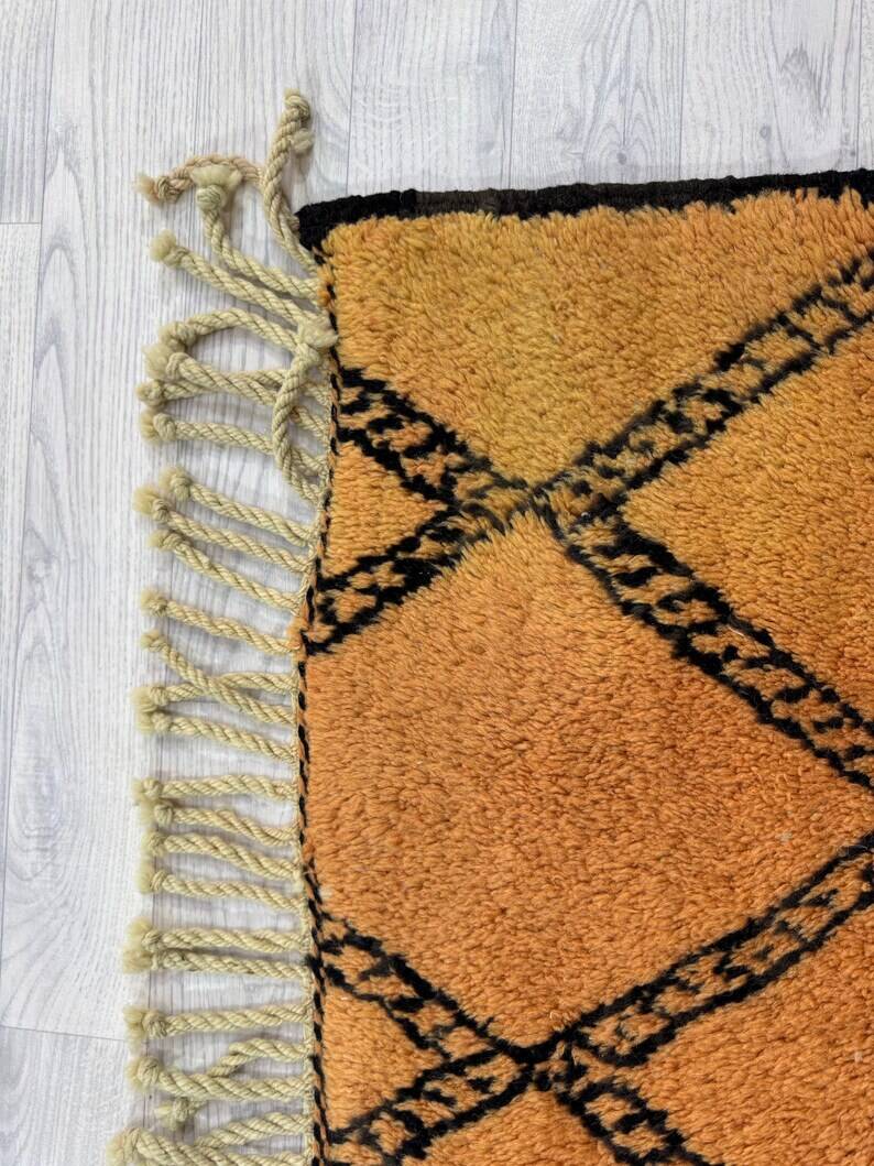 Traditional handmade rug 250cm x 150cm