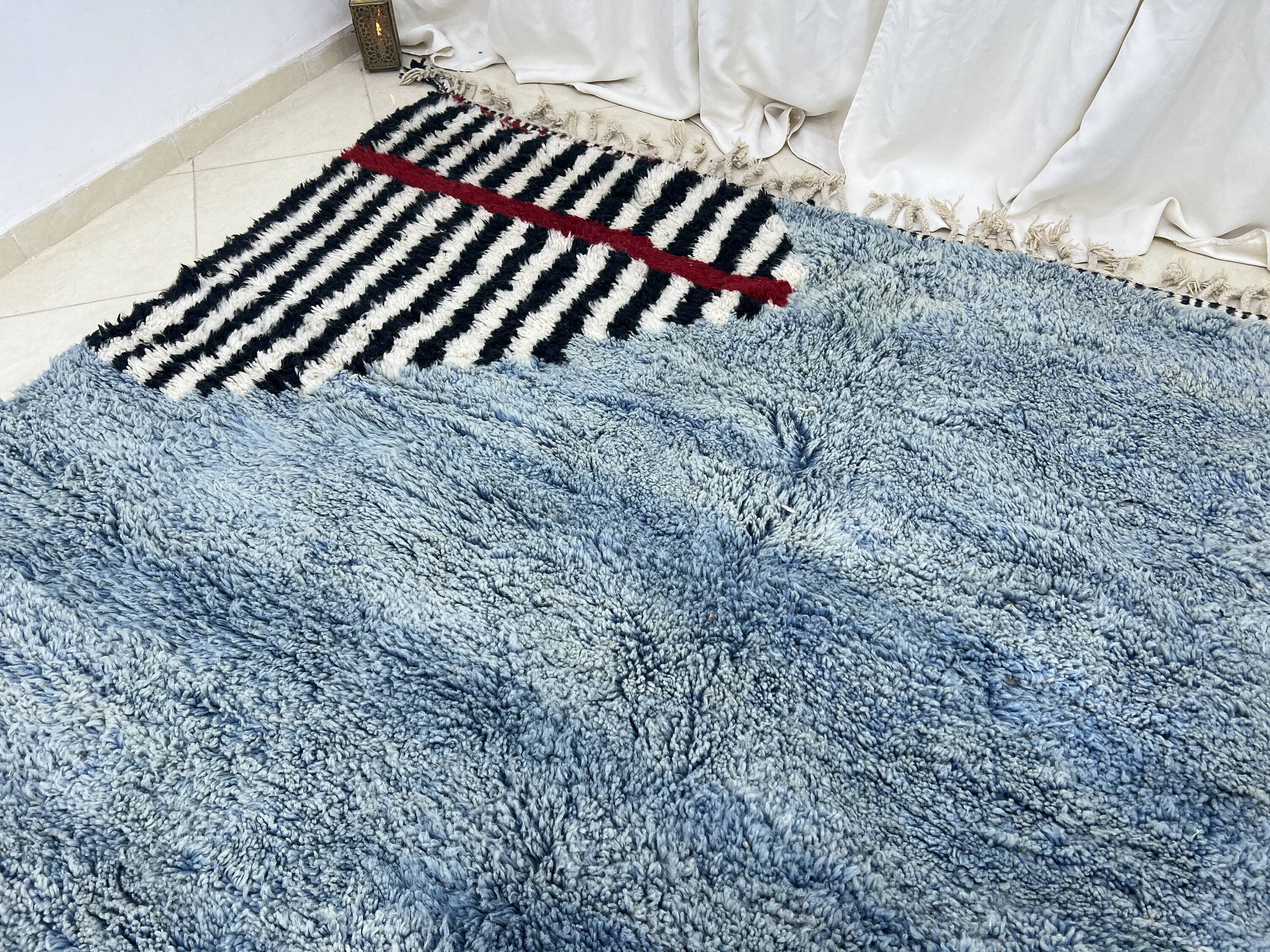 Berber carpet in pure wool 3 x 2 m