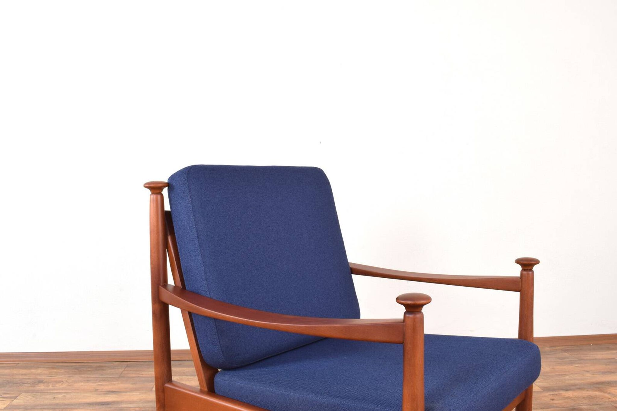 Fauteuil danois des années 1960, style mid-century.