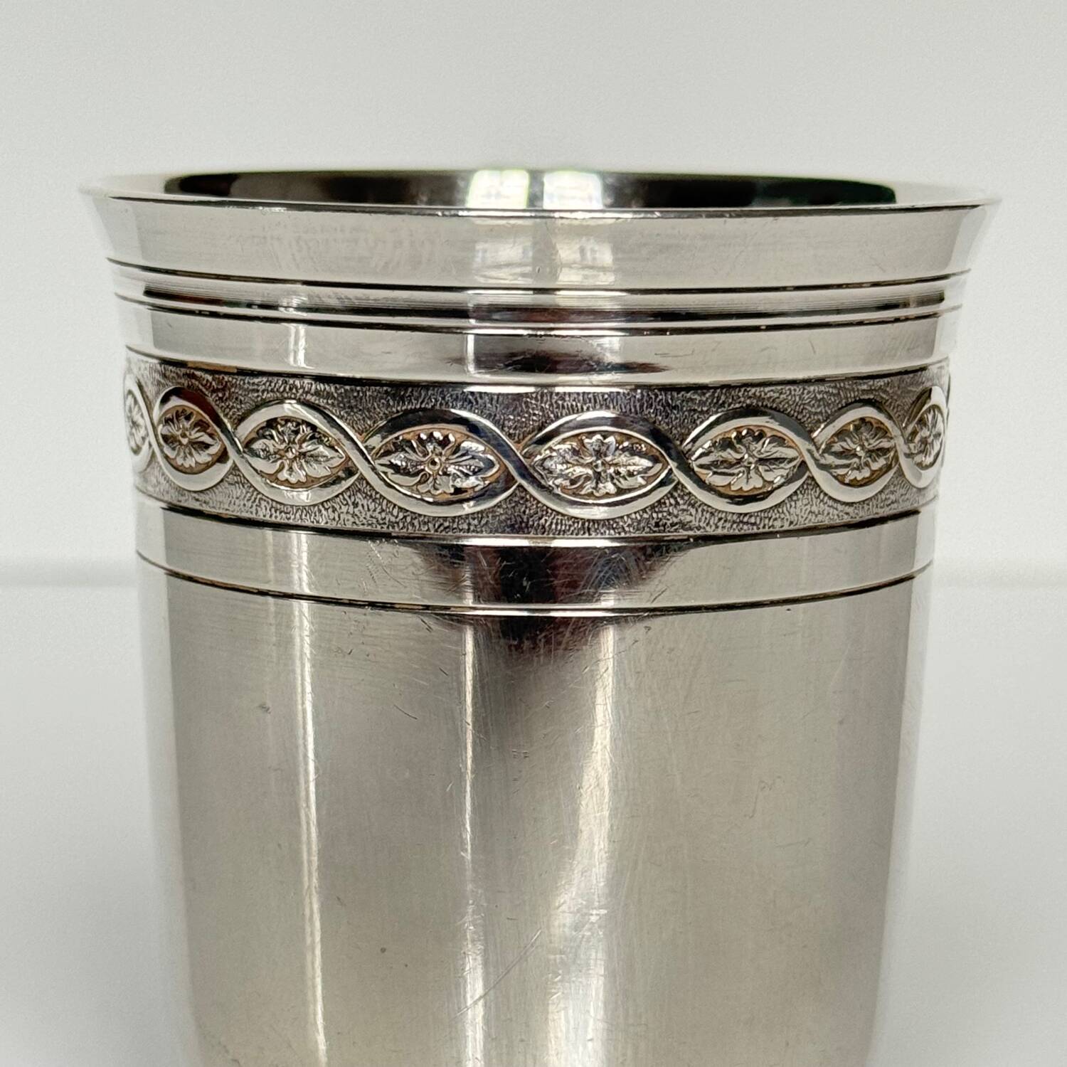 Elegant silver-plated metal cup | Christofle