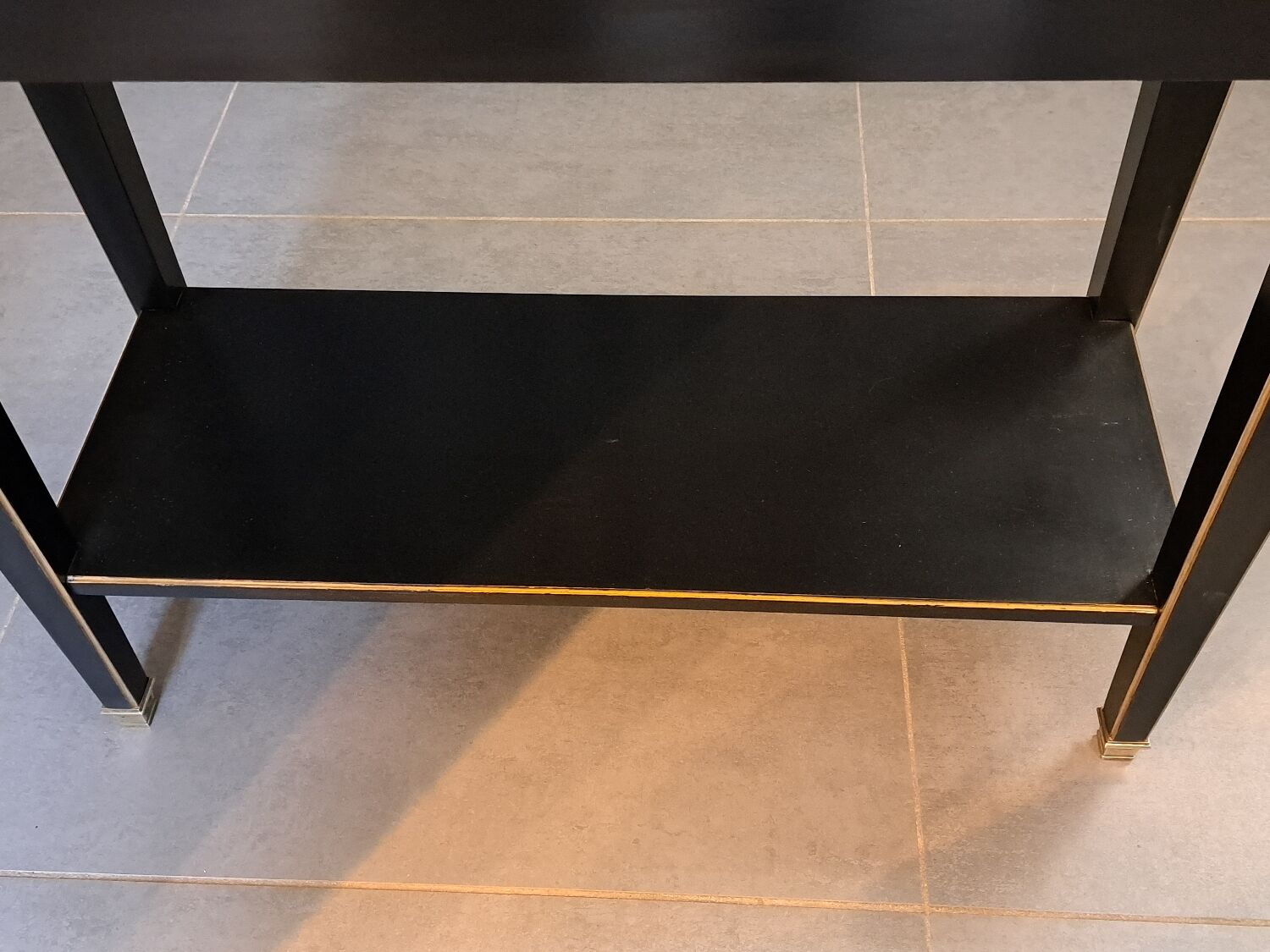 Neoclassical Hirch stamped planter