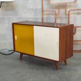 Buffet Commode U 452 jaune par Jiri Jiroutek pour Interier Praha 1960