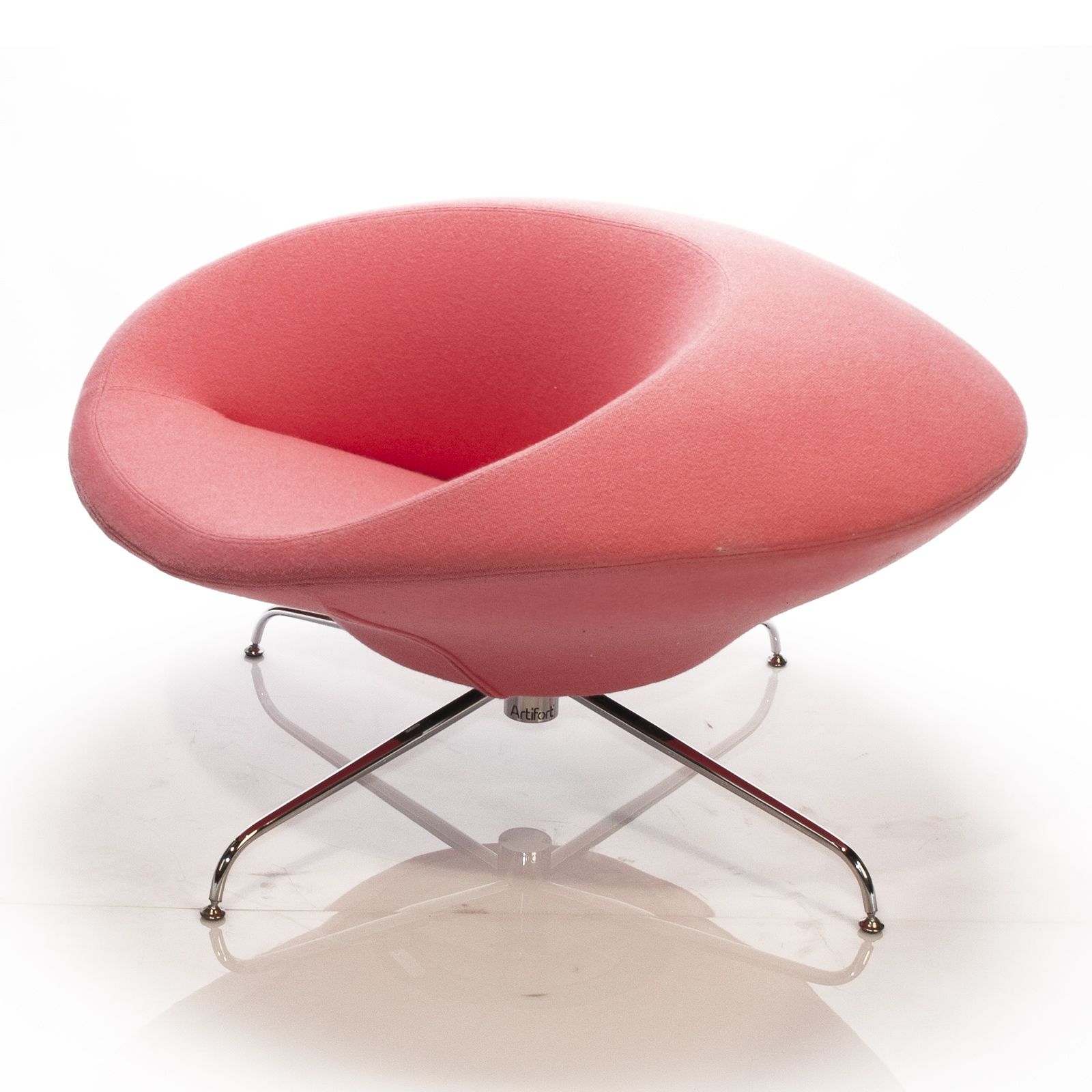 Pink Kirk lounge chair by René Holten for Artifort, 1990