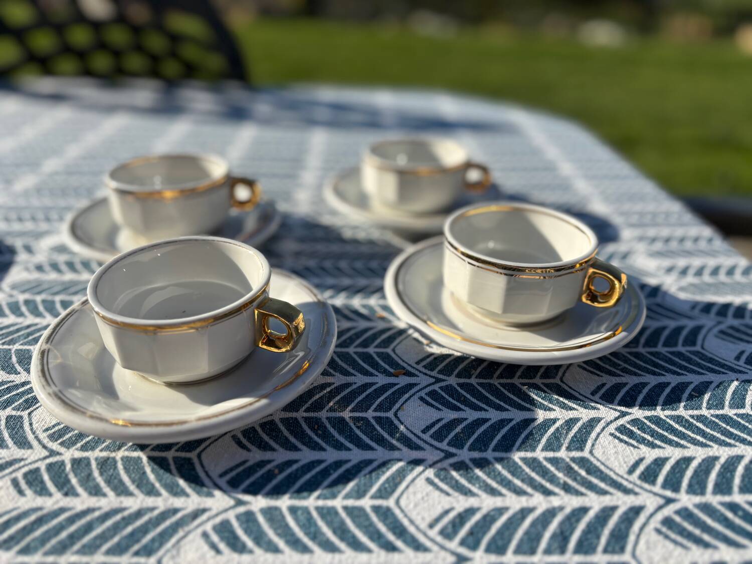 4 tasses bistrot Pillivuyt France