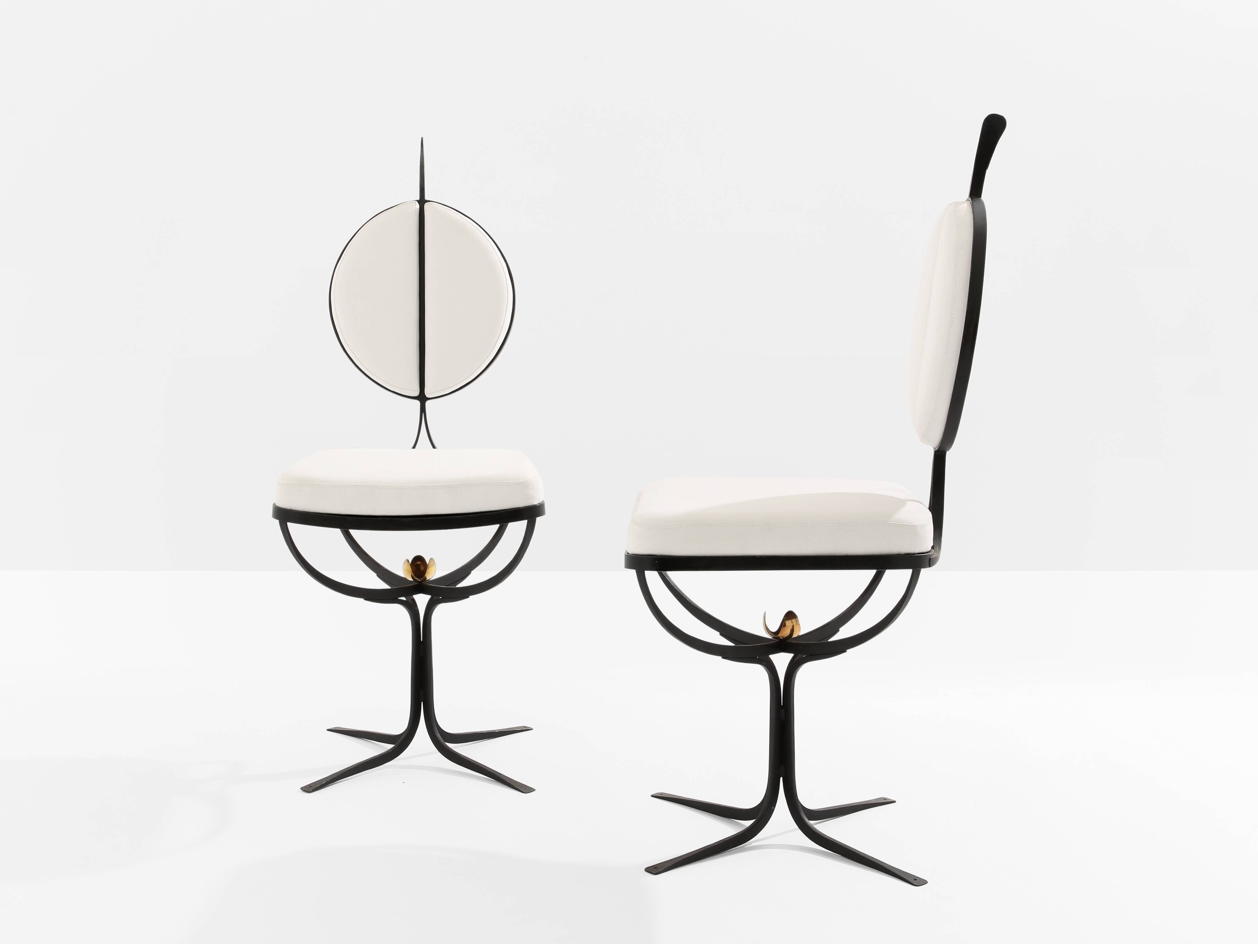 Set of 6 brutalist wrought iron and alcantara chairs from 1990.