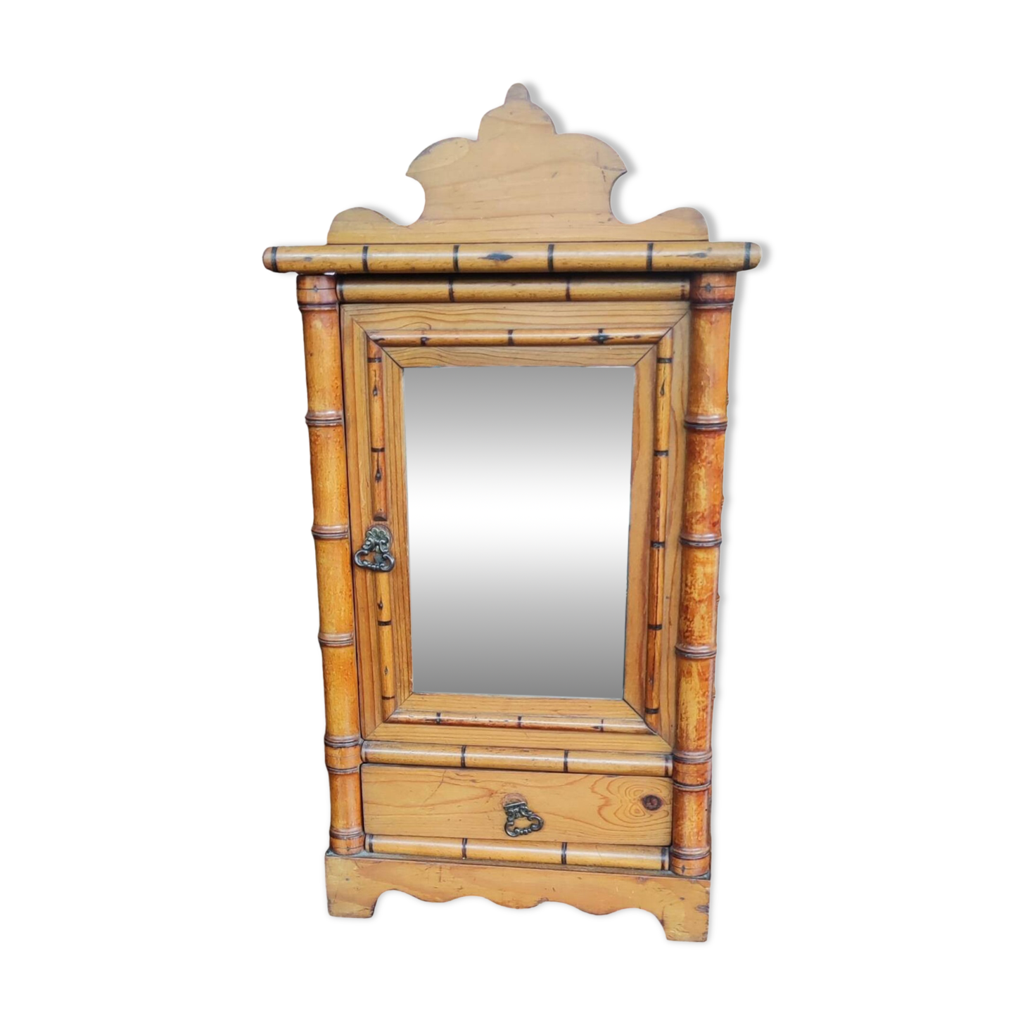 Armoire poupée en bambou - Collection