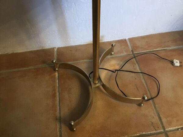 Lampadaire guéridon en laiton doré et bois en tecks design 70