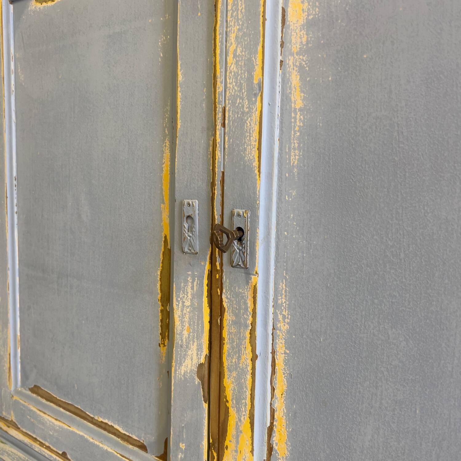 Blue patinated Parisian buffet