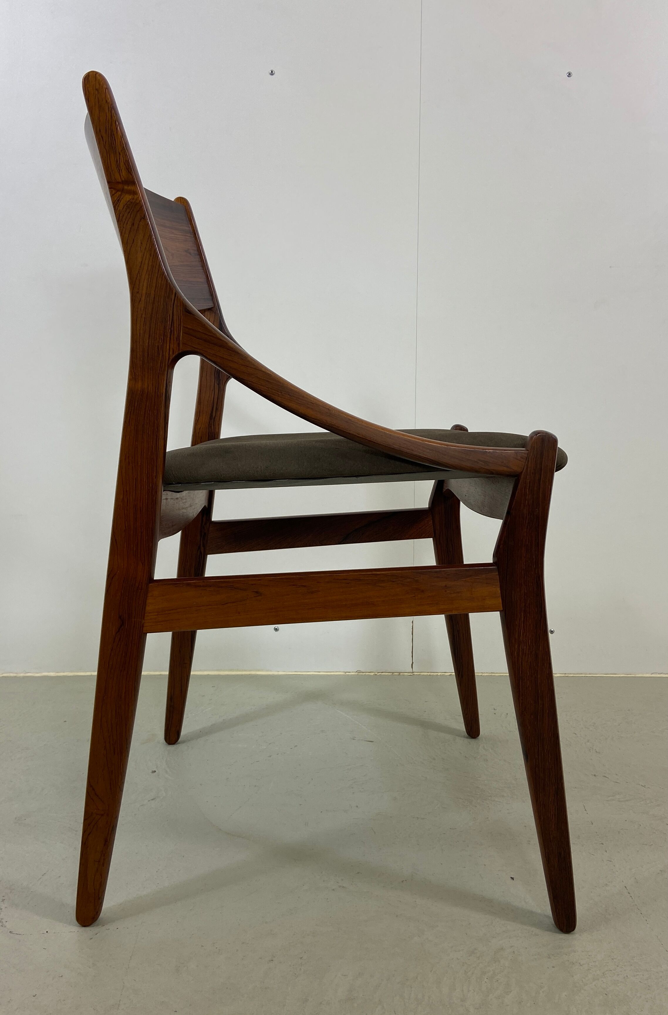 Danish Dining Chair in brazilian Rosewood, by Vestervig Eriksen