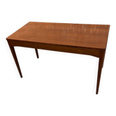 Table de repas en teck design scandinave