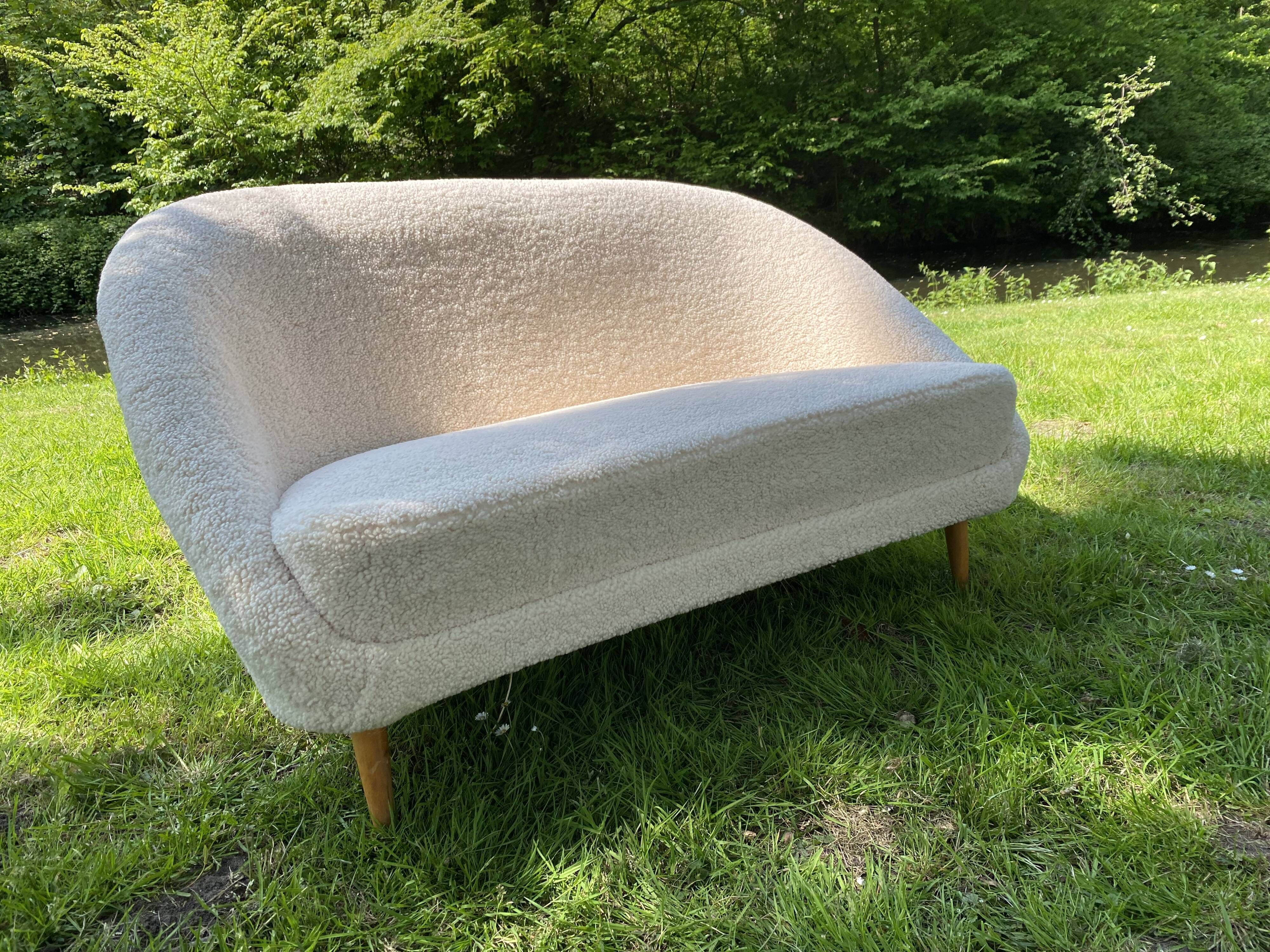 Canapé vintage bouclé 115 par Theo Ruth pour Artifort, années 1950
