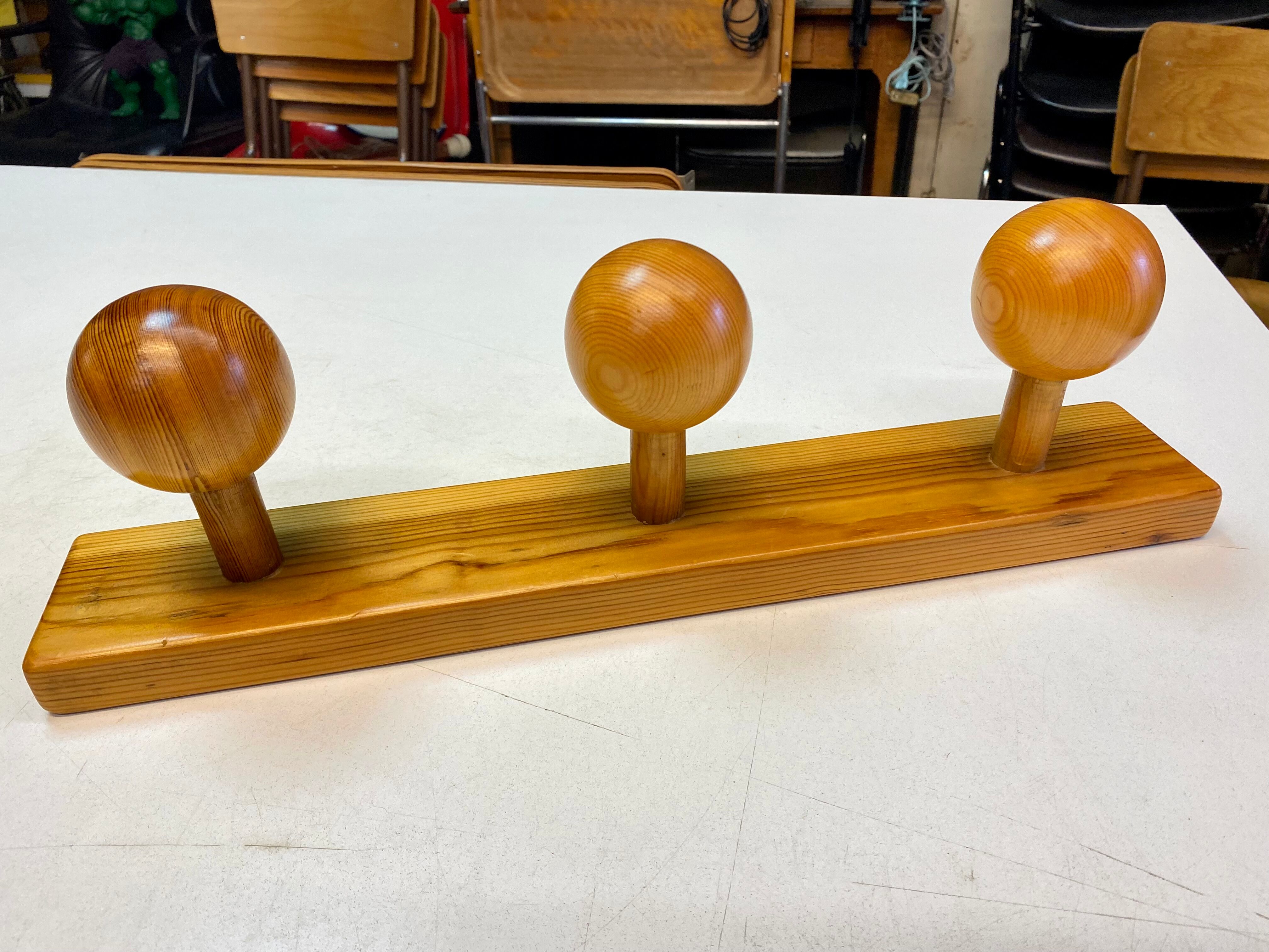 Portemanteaux wall patère Pin massif style chalet mountain vintage 80s