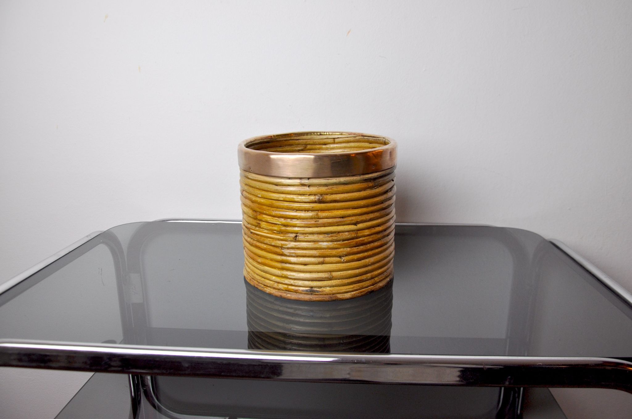 Panier en rotin et cuivre, Italie, 1970