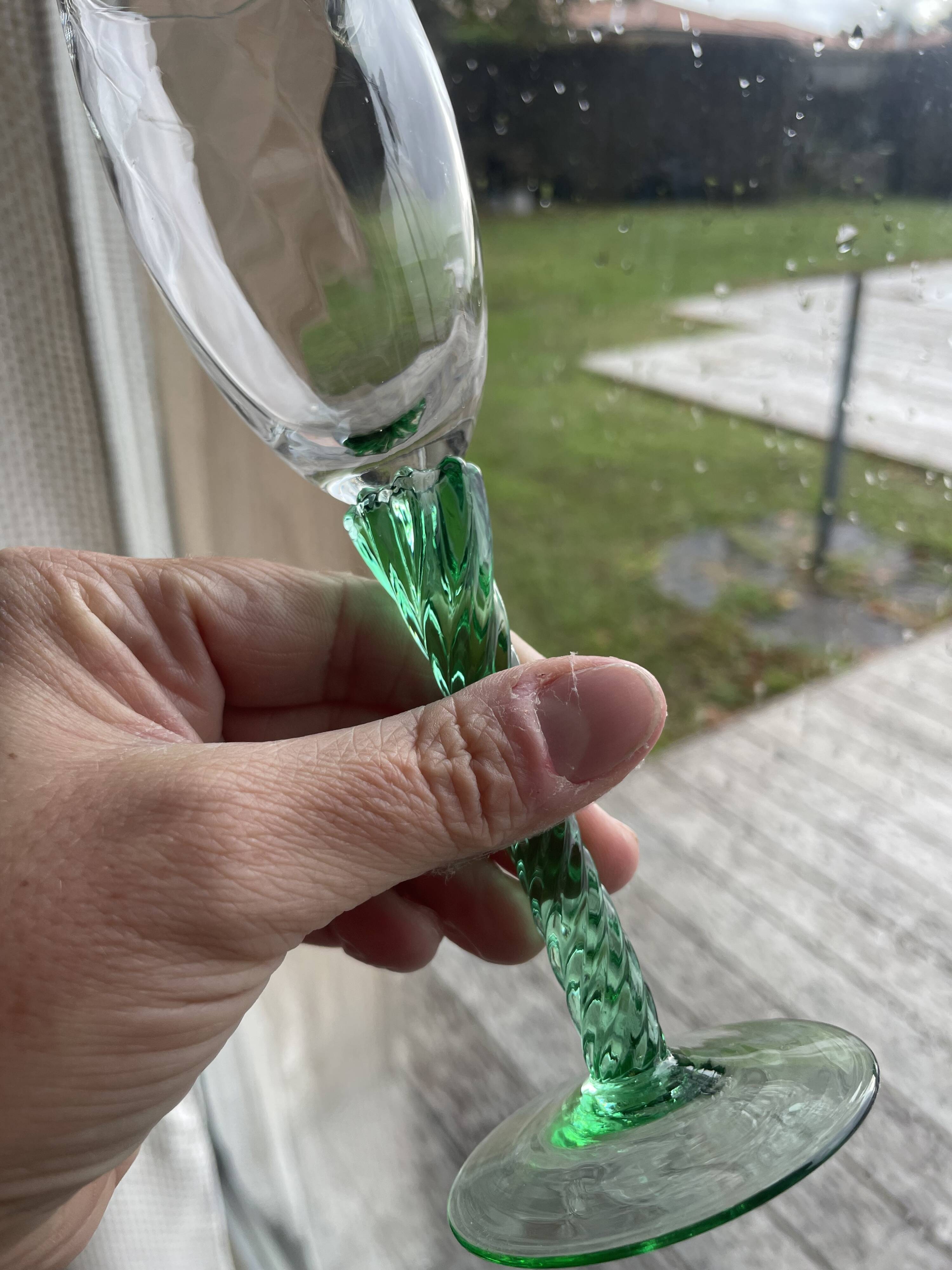 4 champagne flutes, Italian glassware, 1960s, green twisted stem