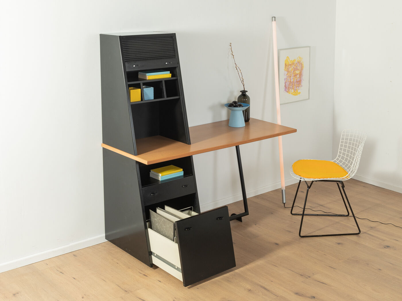 Bureau postmoderne, interlübke des années 1980