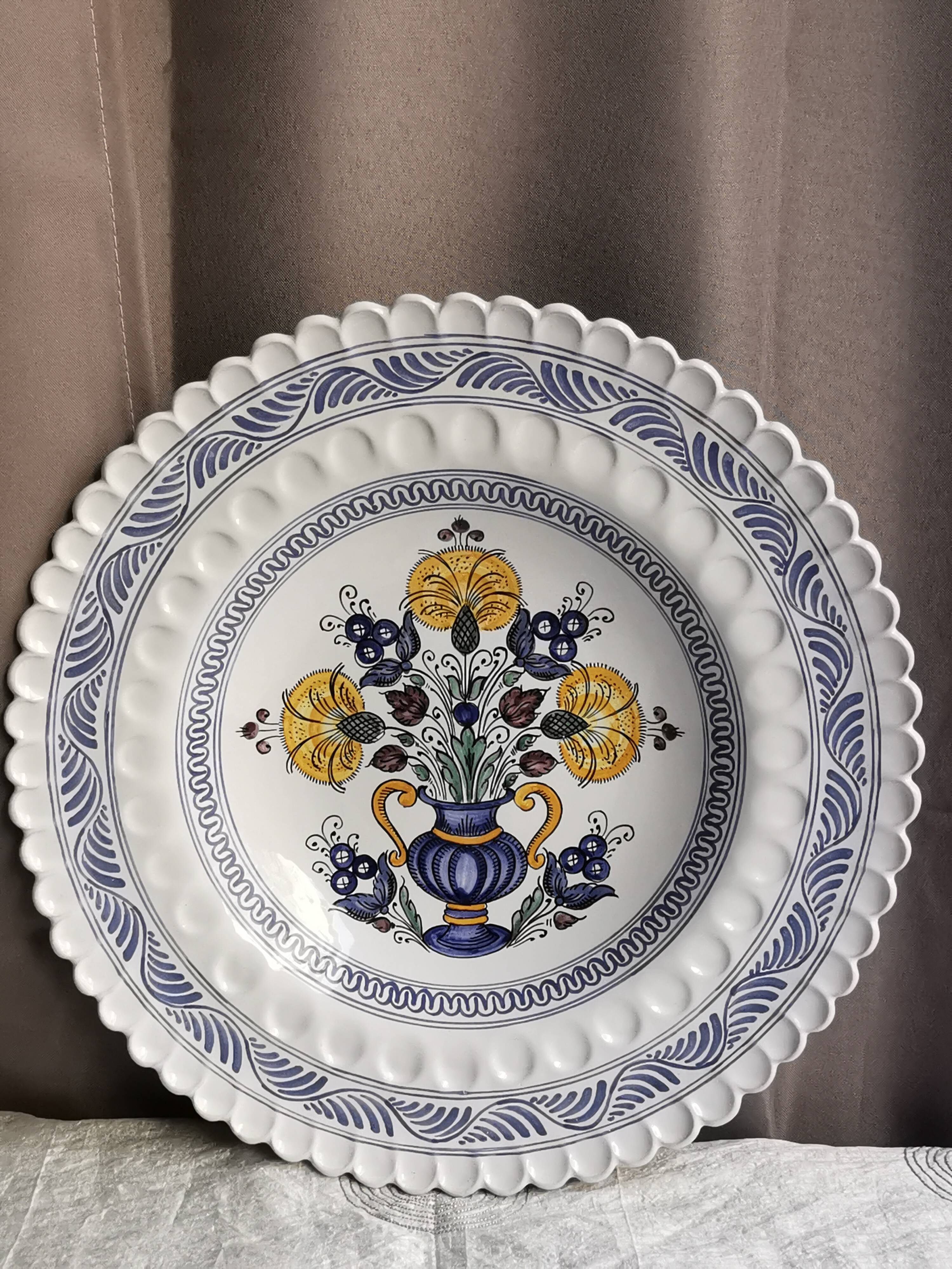 Plat decoratif "decor vase et fleurs"