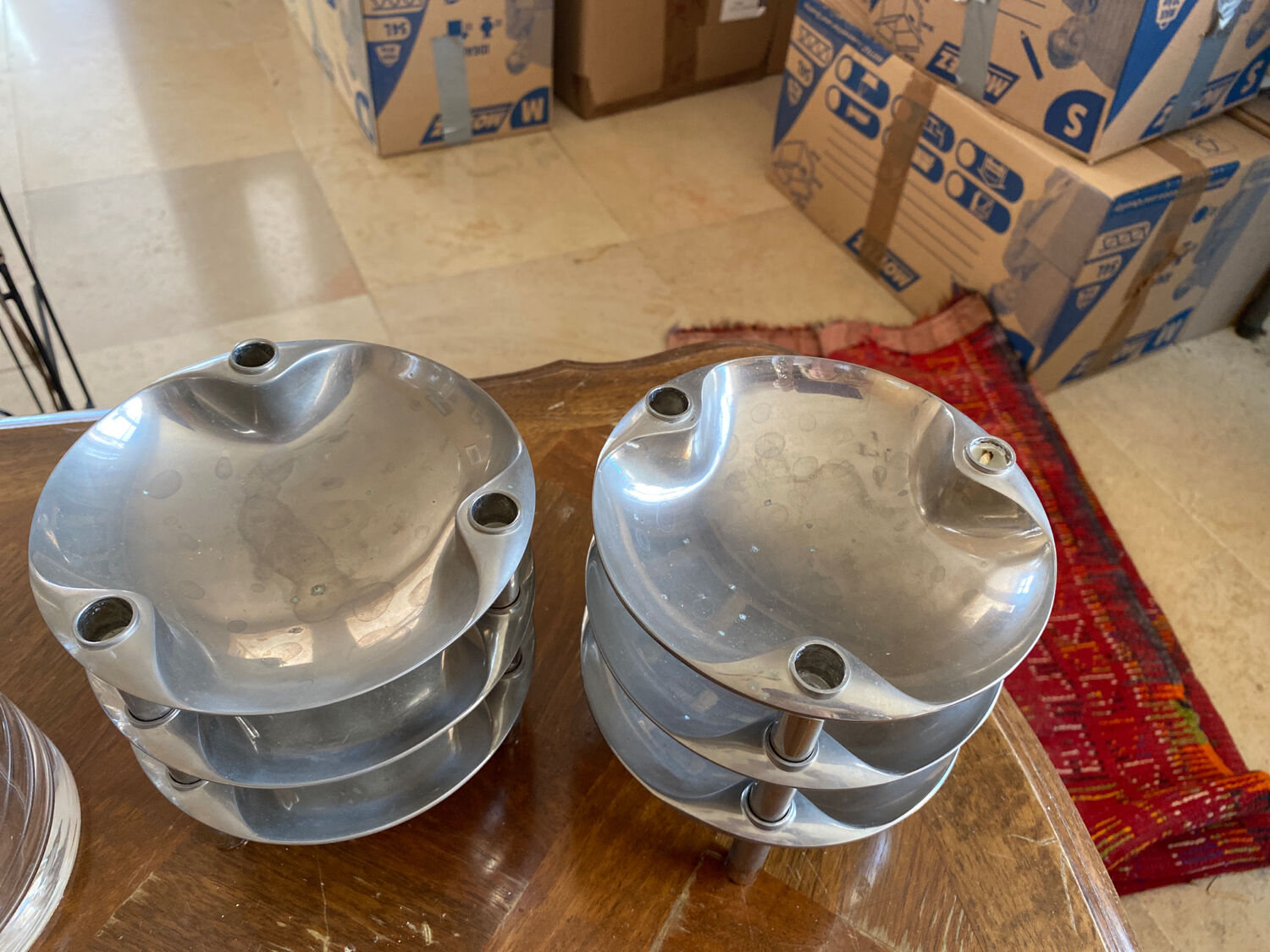 Lot of stainless saucers