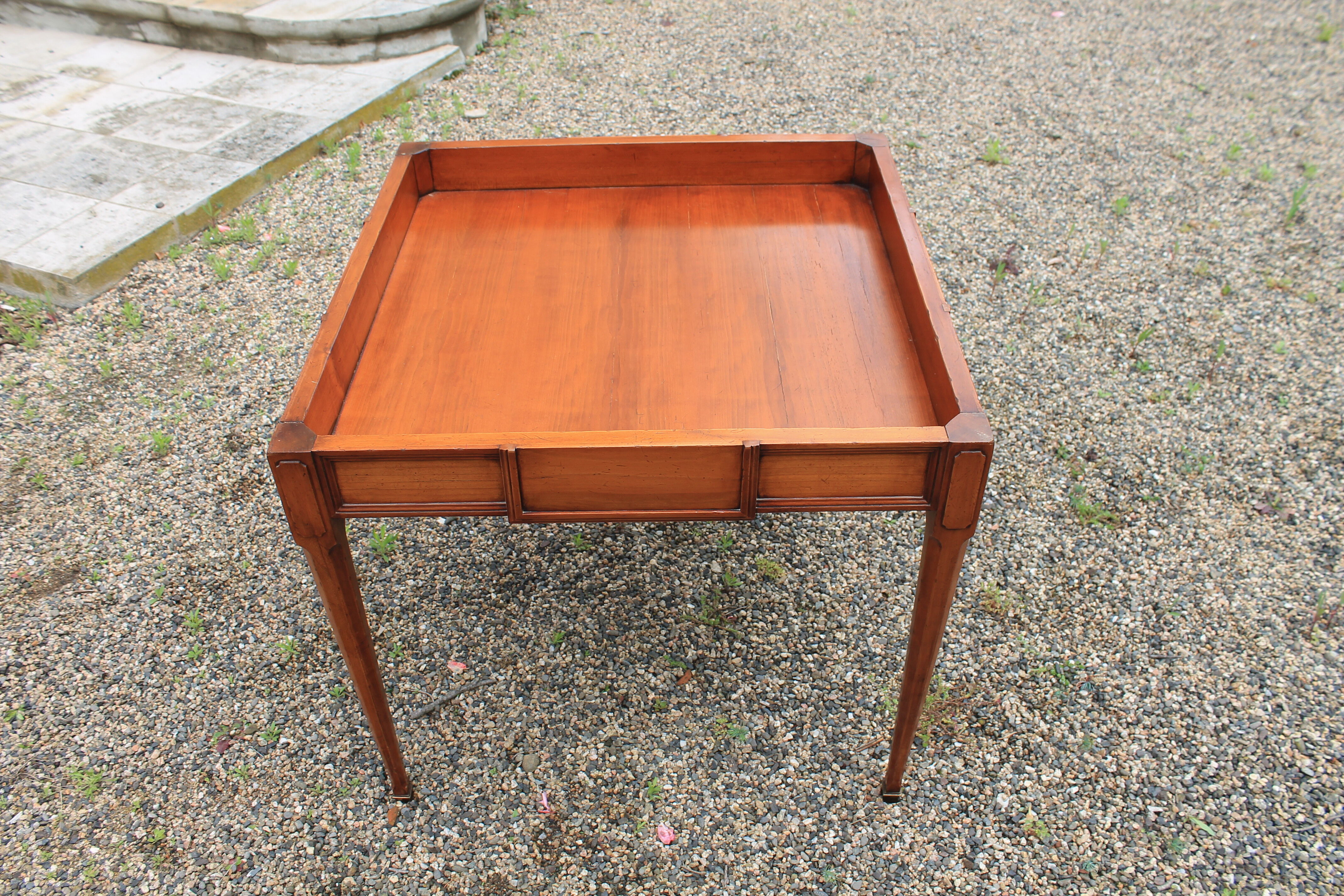 Game table