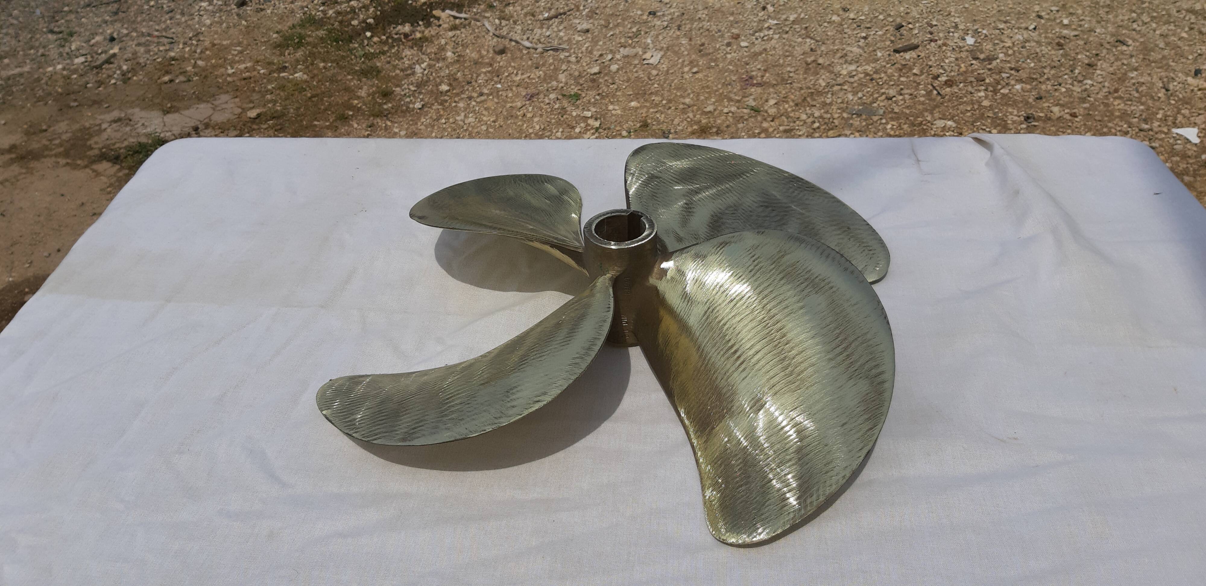 Radice bronze boat propeller