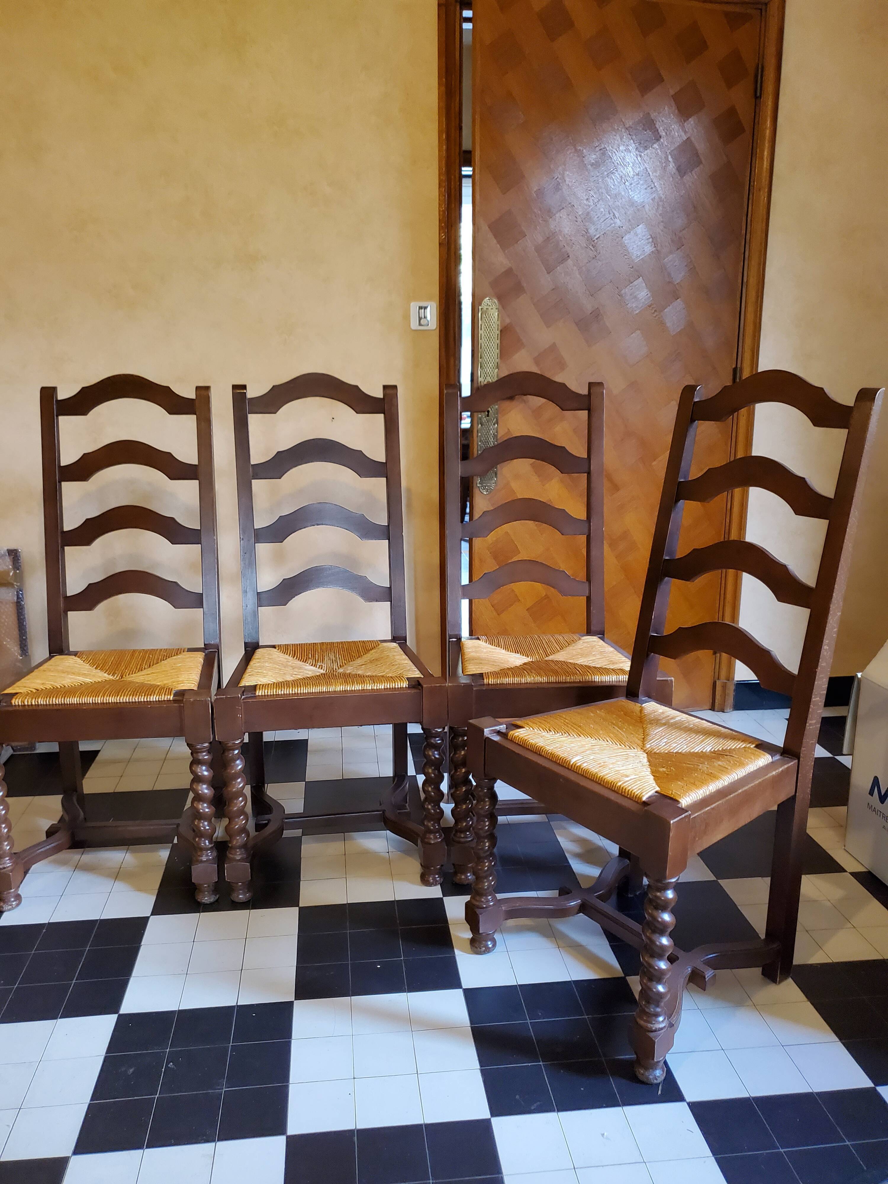 Set of 4 dining chairs Louis XIII style