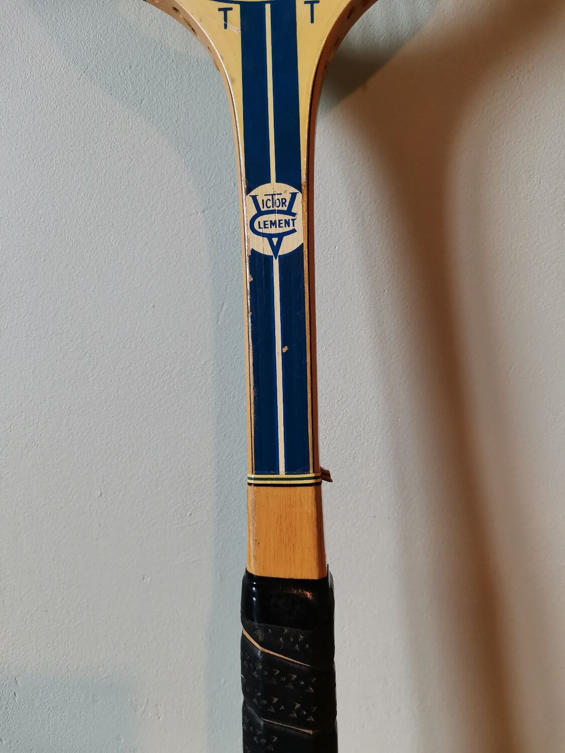 Vintage wooden tennis racket special t Victor Clément metal structure Zephyr