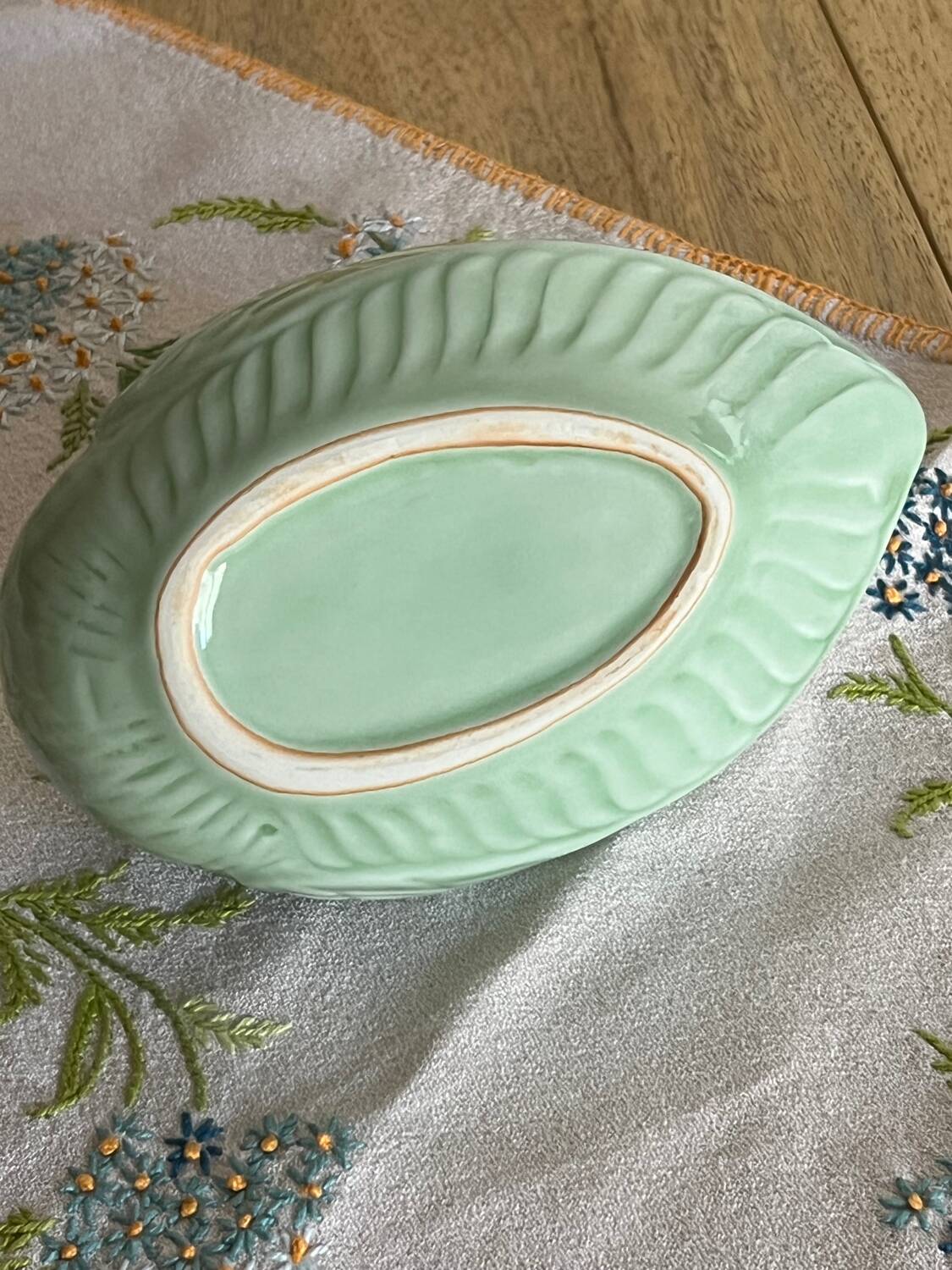 Almond green ceramic swan