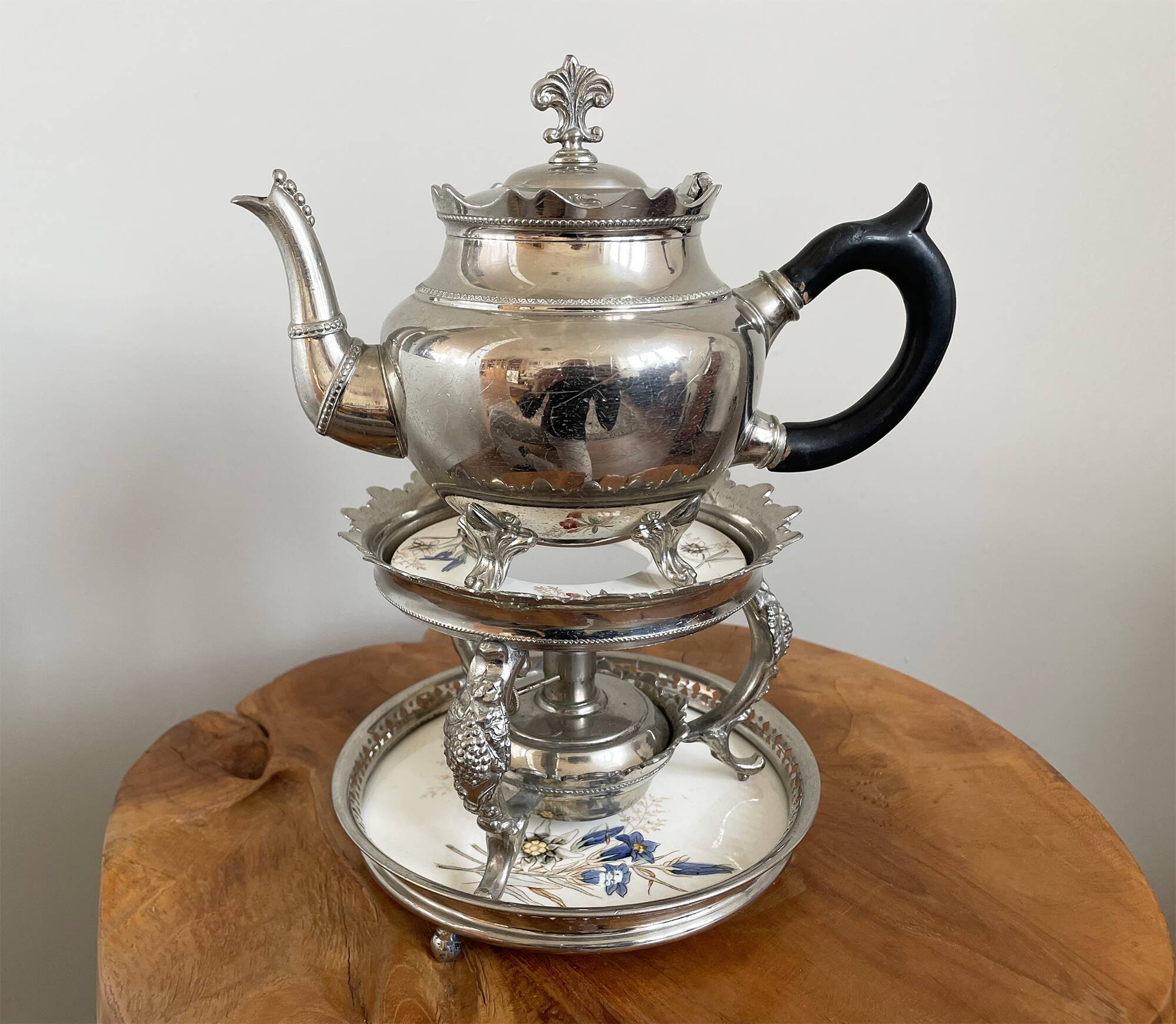 Silver-Plated J.N. Daalderop & Zn. Kettle, Burner and Stand, Chafing Dish, Teapot Warmer, Antique