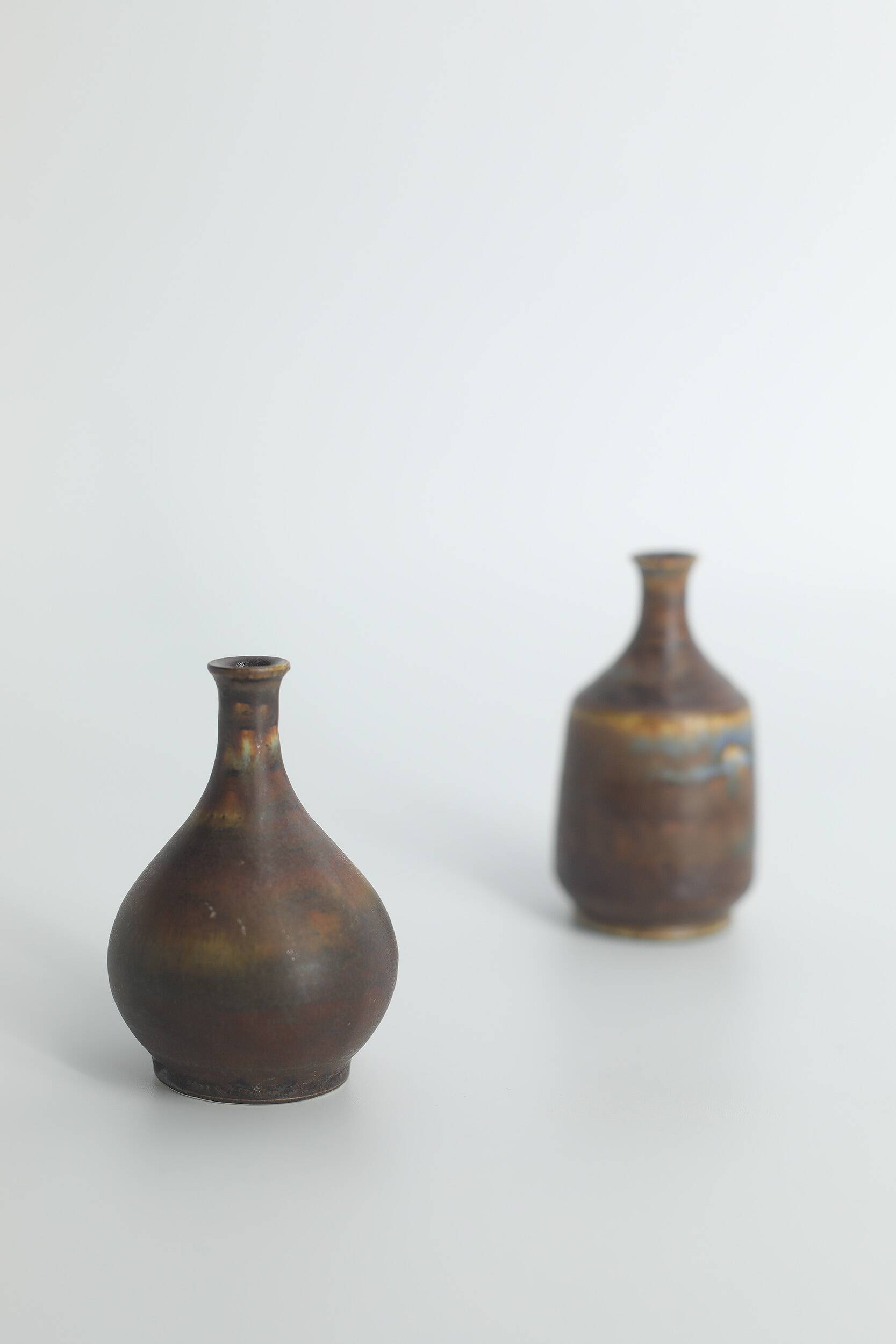 Small Mid-Century Scandinavian Modern Collectible Brown Stoneware Vase by Gunnar Borg, Set of 4