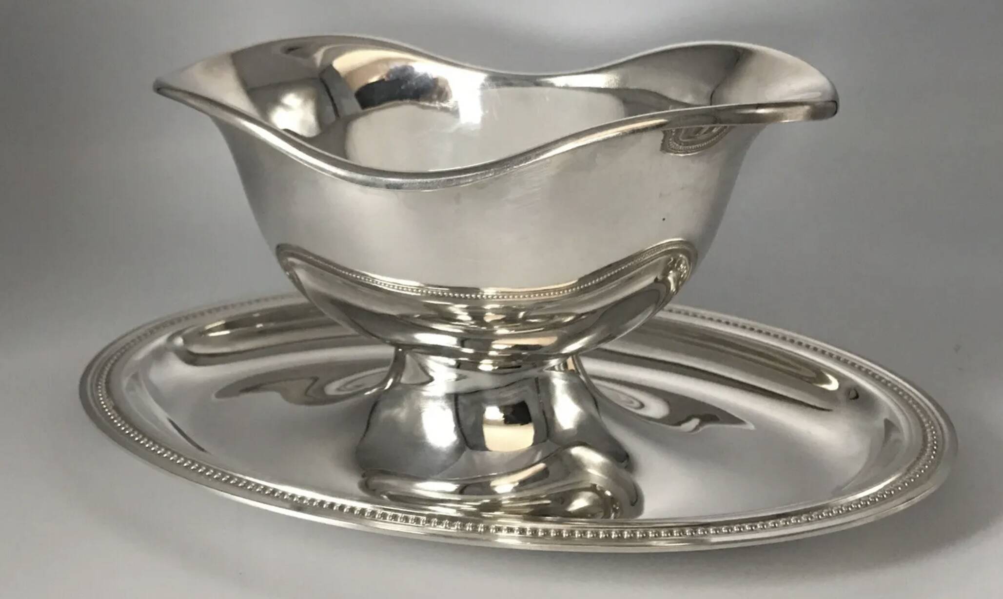 Saucière en métal argenté christofle modèle perle