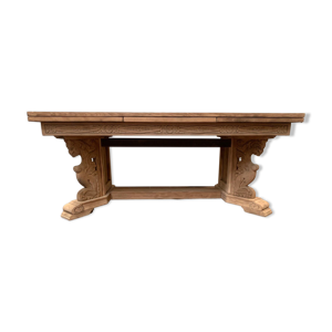 Table de style renaissance en chene