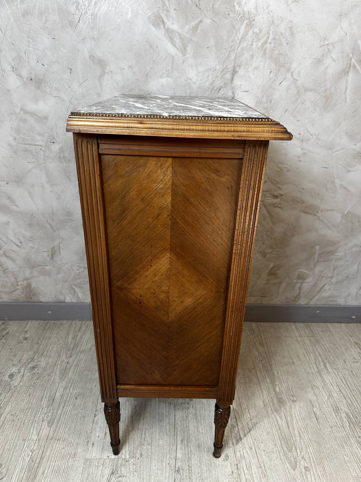 Chiffonnier en noyer