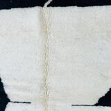Handmade Beni Ourain Rug: Black & White Moroccan Wool Carpet 150/250cm
