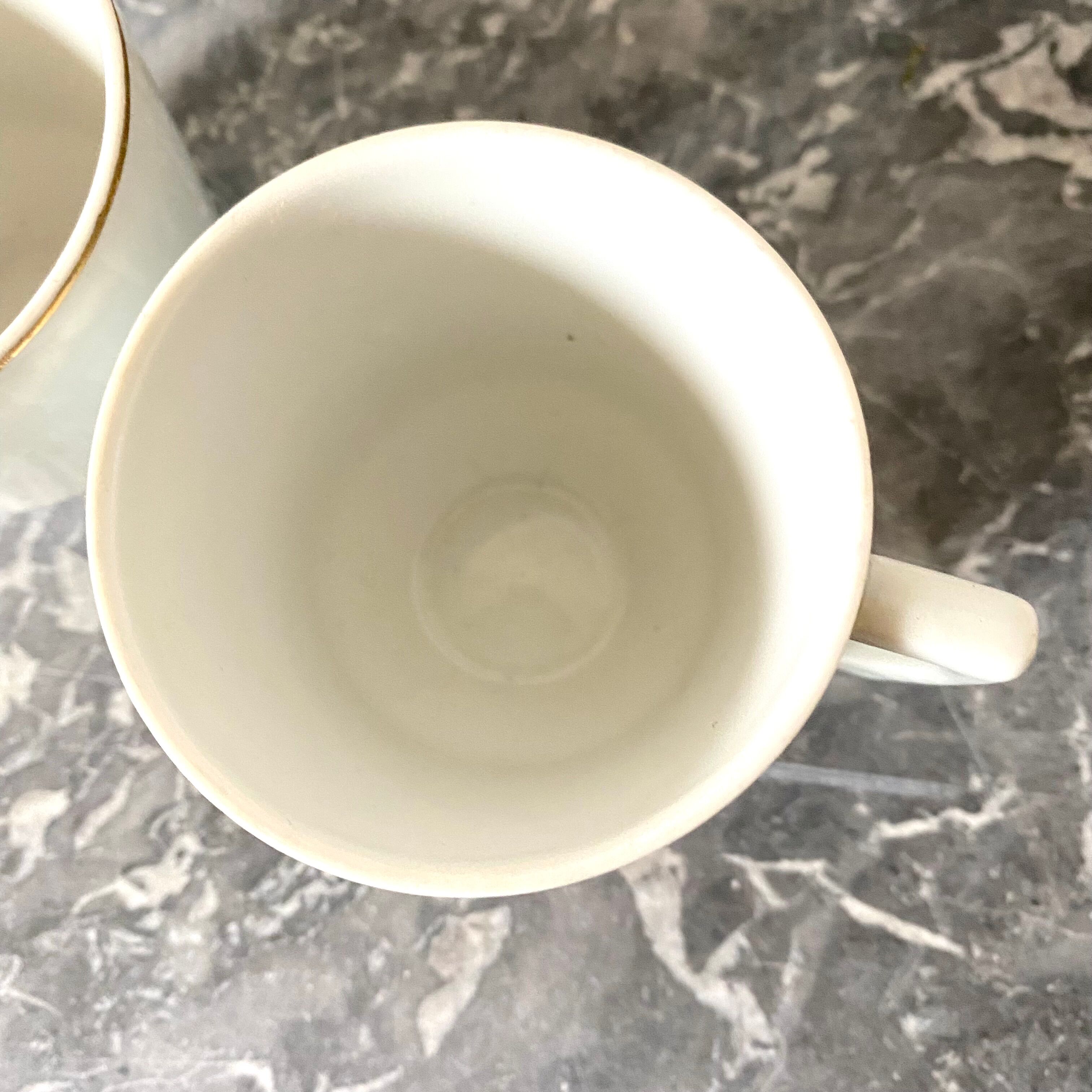 Set of 12 porcelain cups