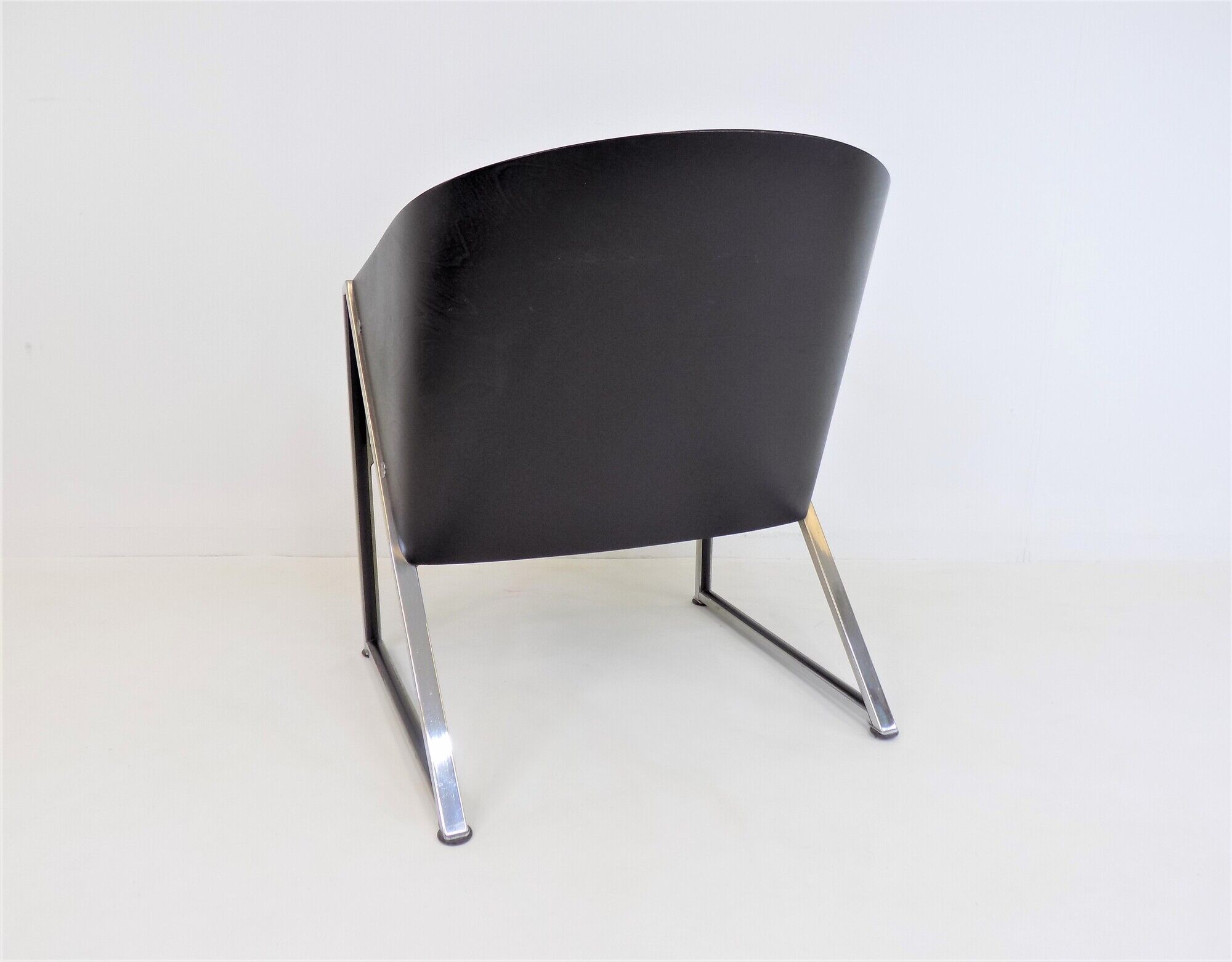 Inno Oy Set of 2 Mondi Armchairs by Jouko Jarvisalo