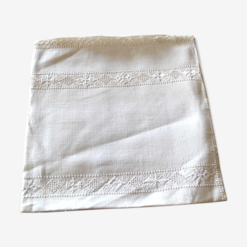 Vintage tablecloth in embroidered and openwork linen - tea square 92x92 *D1*