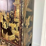 Black lacquered Chinese cabinet 19th century