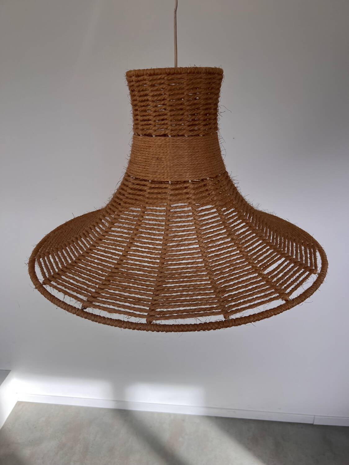 Large vintage rope pendant lamp design from the 70s