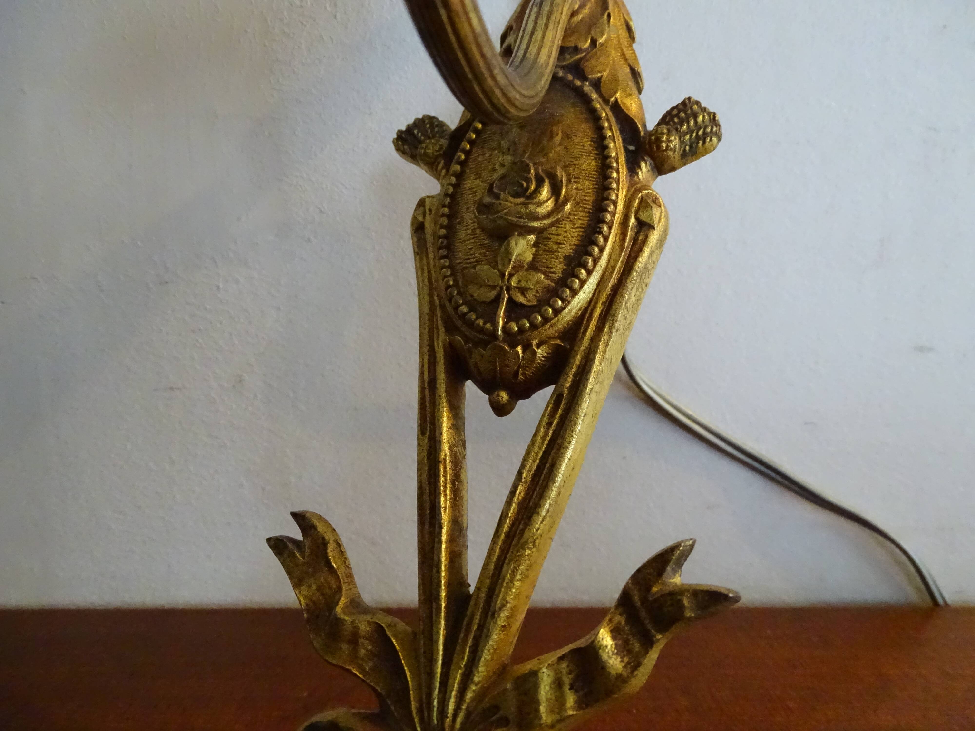 Applique bronze et tulipe fleur ancienne Art déco
