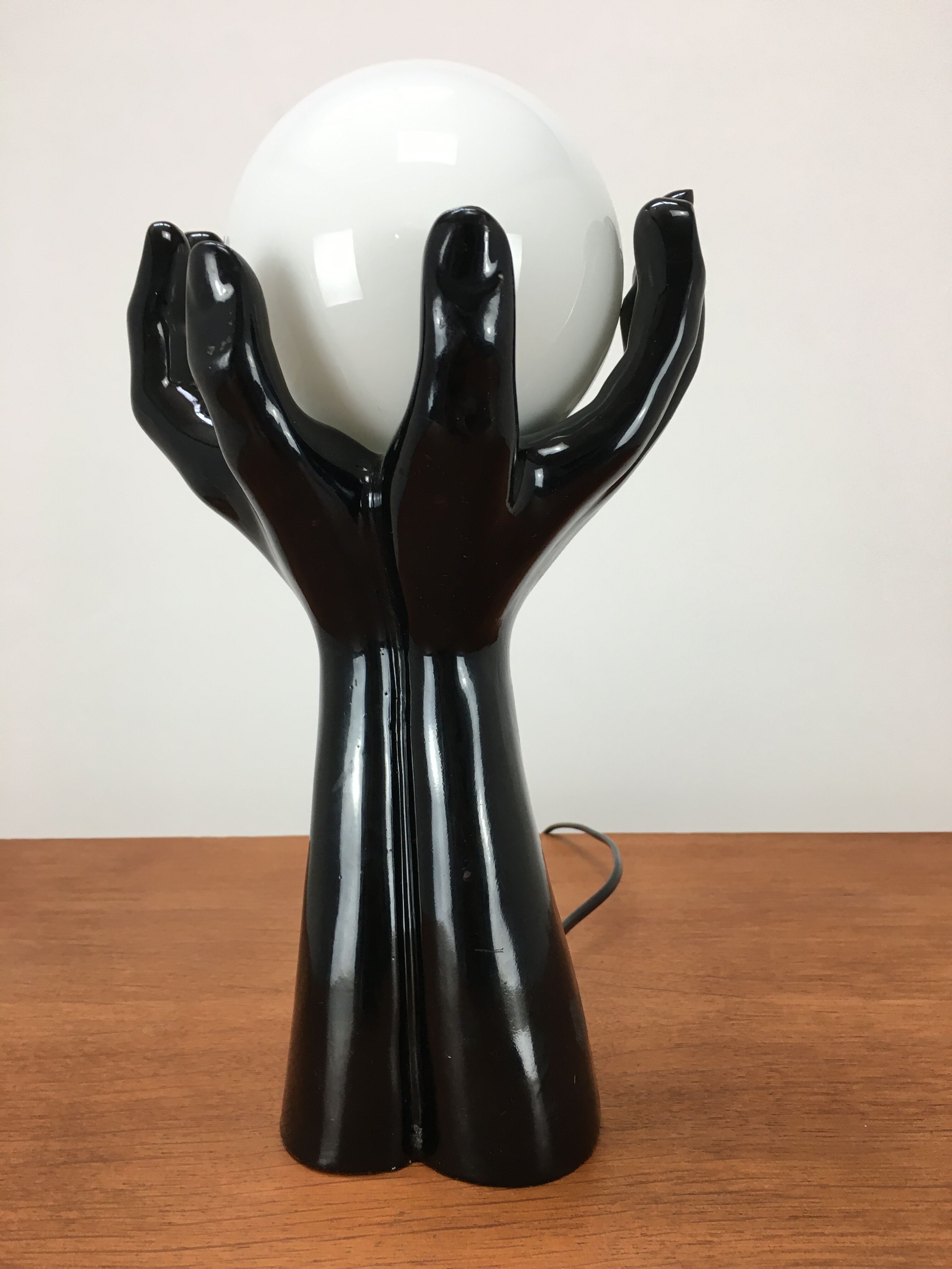Black hand lamp 70s and opaline globe