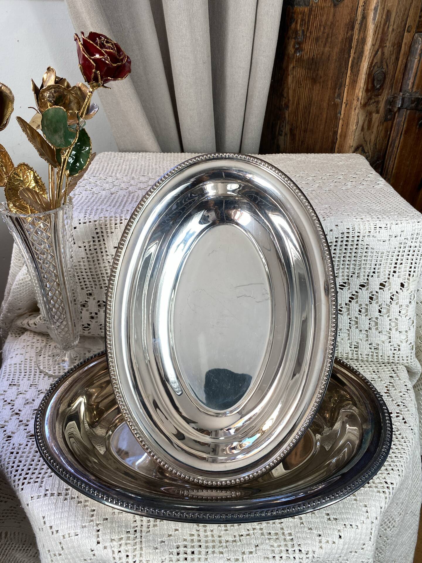 silver-plated metal service trays, Le Mondial silverware