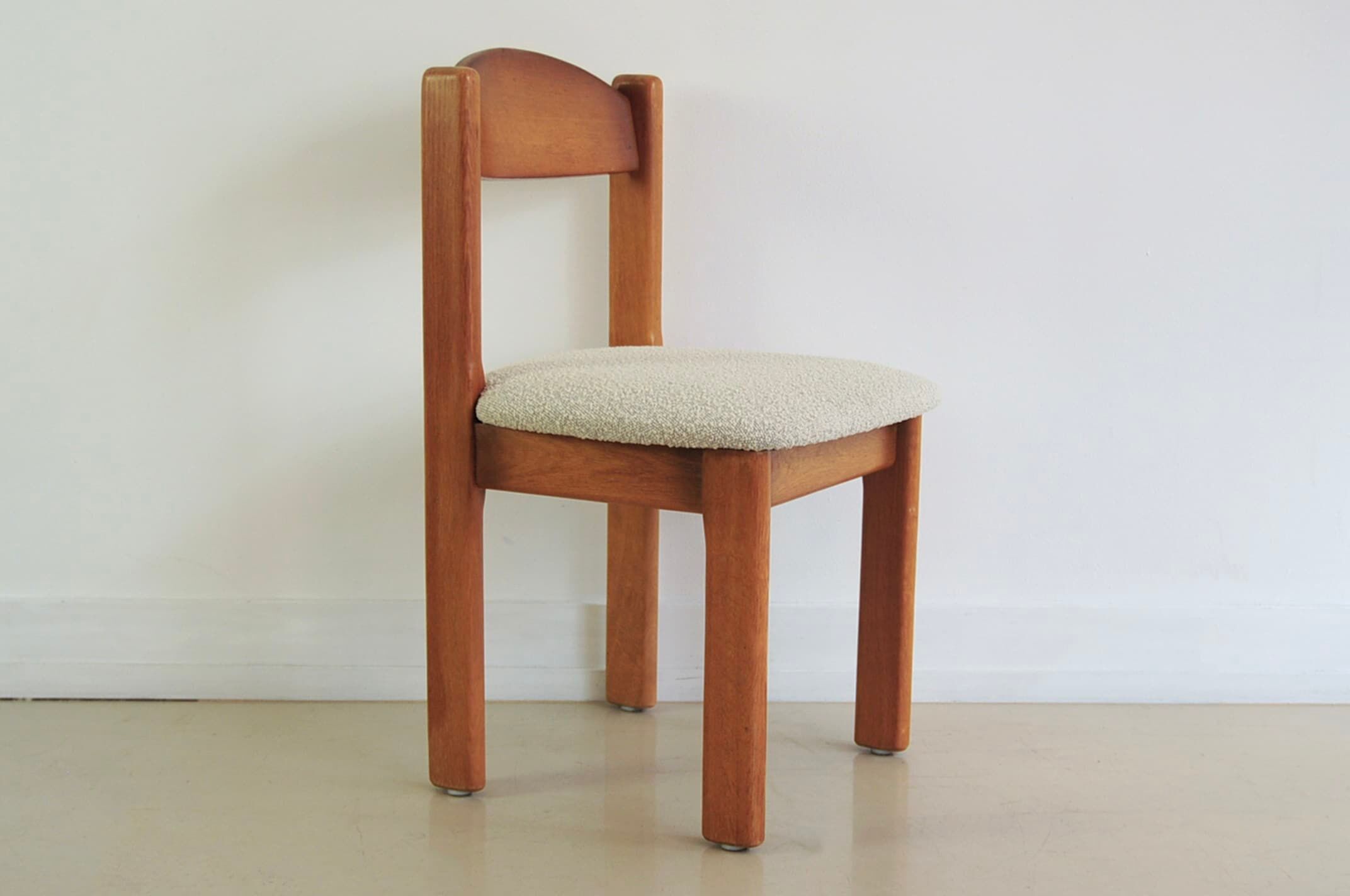 Solid wood chair