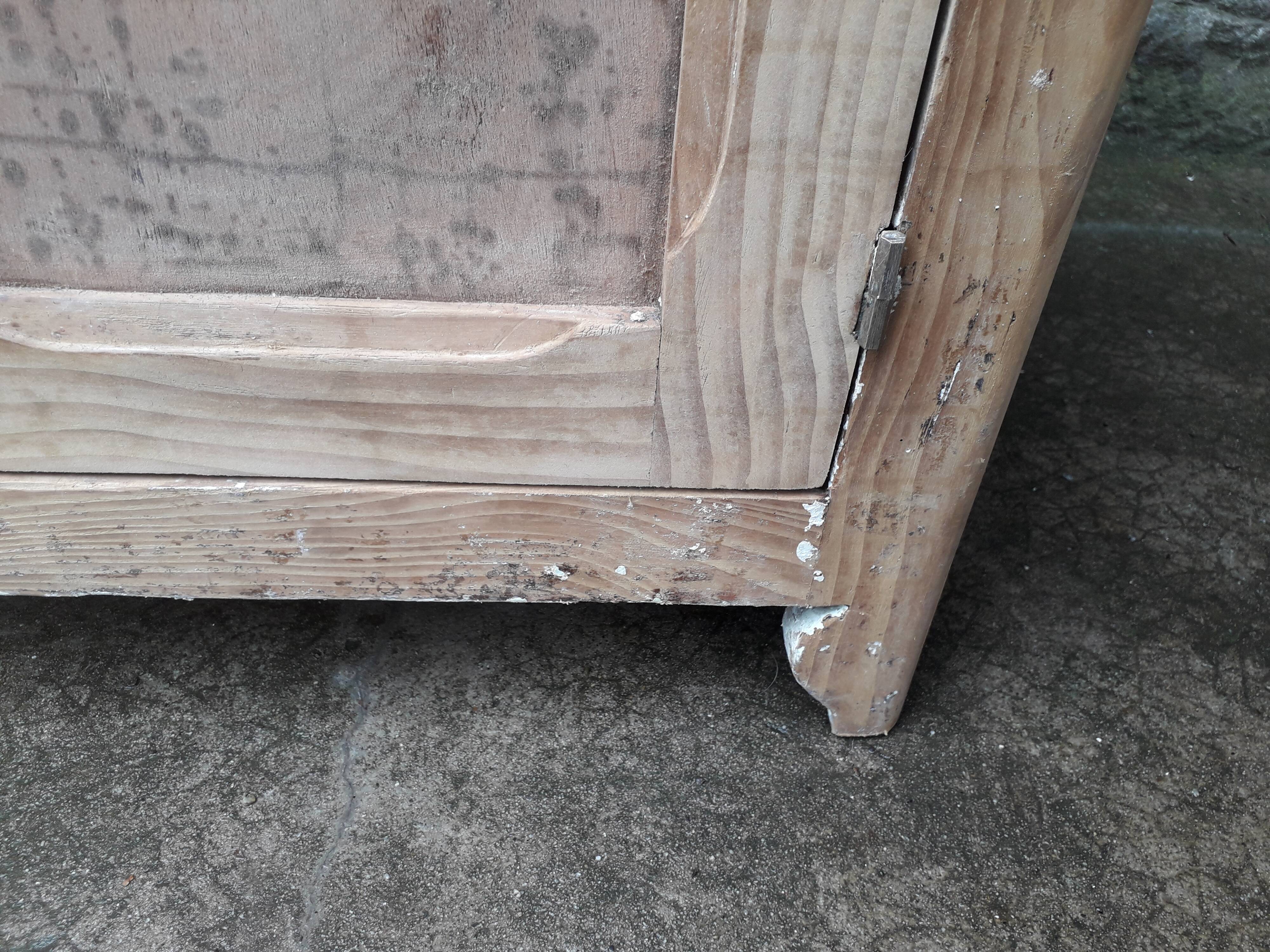 Parisian buffet patinated