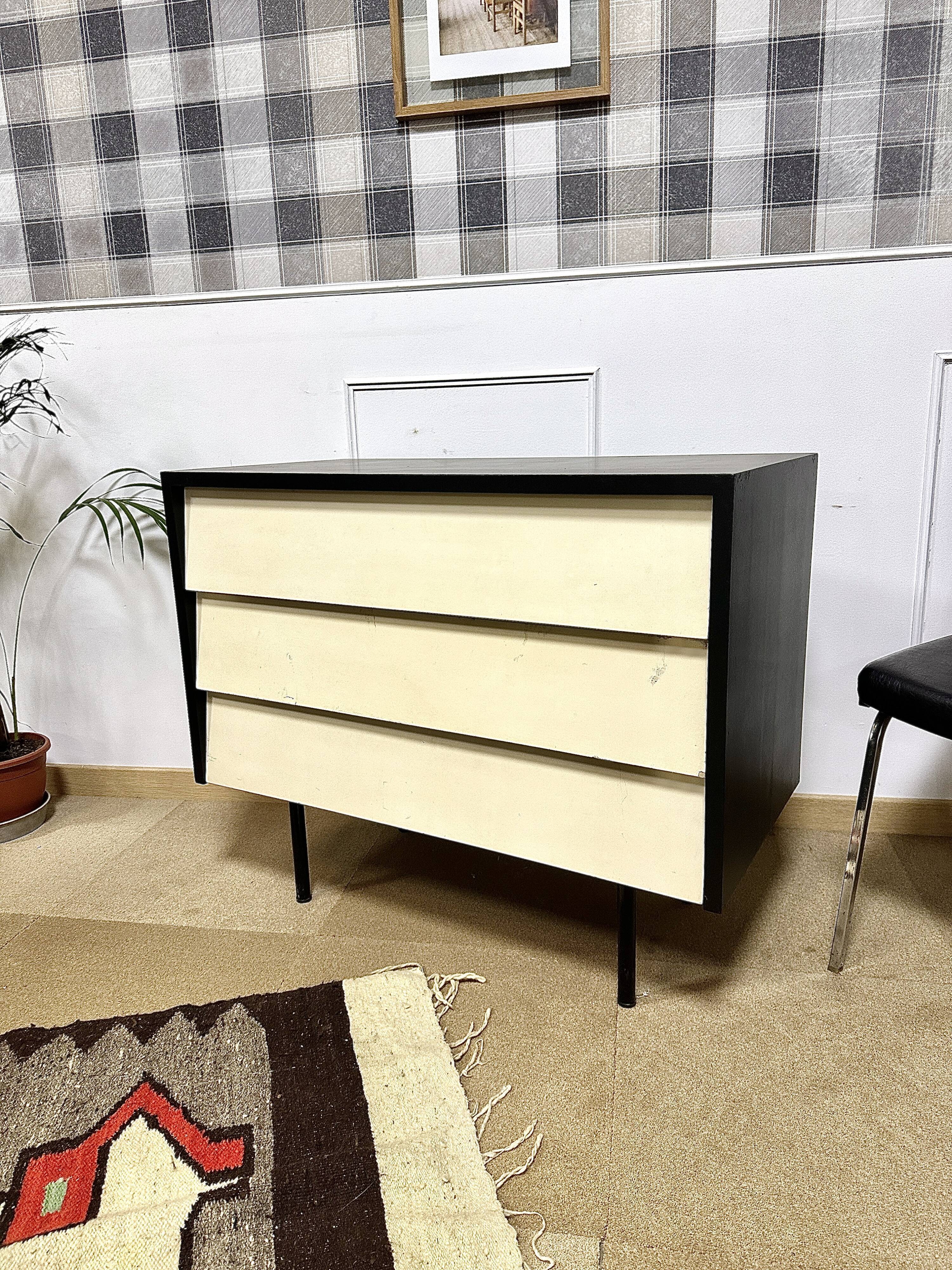 Commode vintage tiroirs inclinés