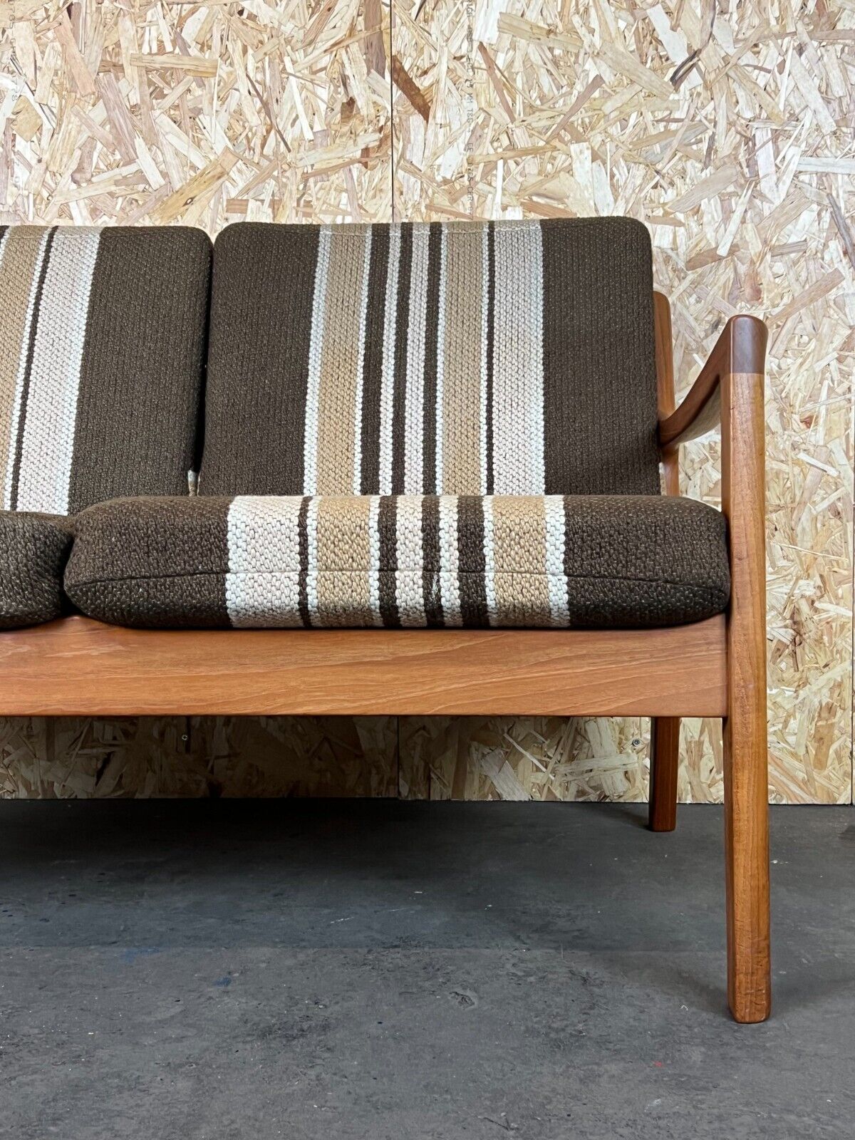 Two-seater canapé by Ole Wanscher, Cado, France & its Danish design, 60s 70s teak.