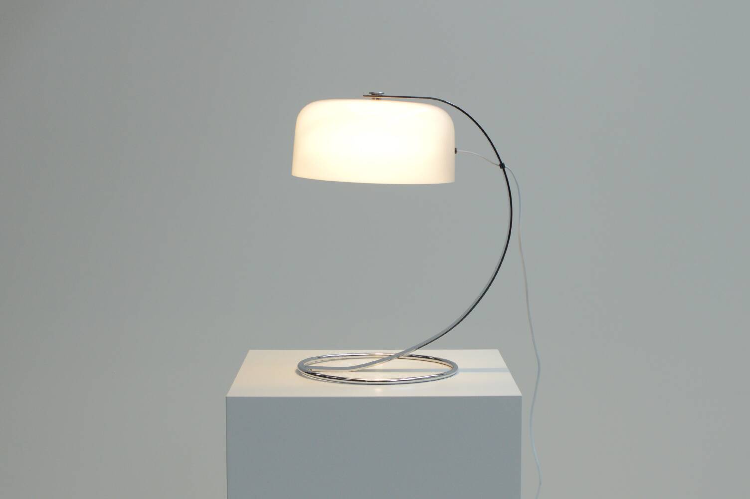 tropic table lamp by Raak design team for Raak Amsterdam, 1970s Netherlands