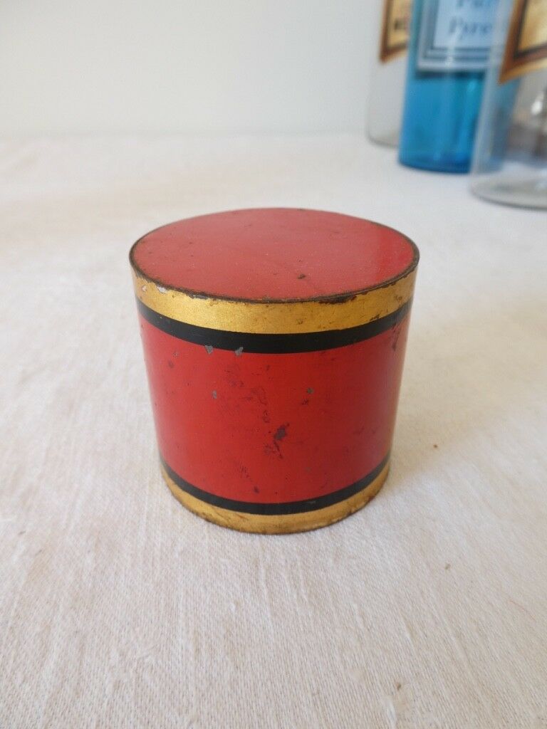 Pot a pharmacy Alun Pulv