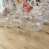 Set of 6 vintage champagne glasses in chiseled glass with flared drinking rim