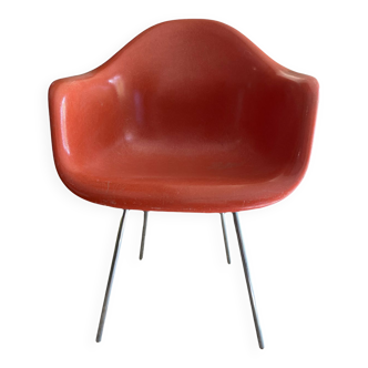 Dax armchair