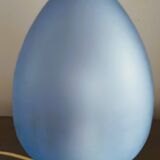 Uovo style ovoid lamp